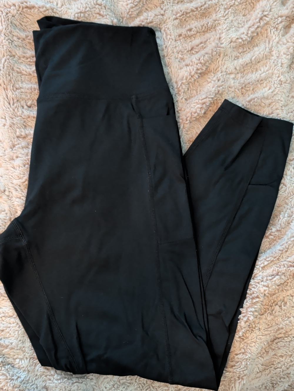 Danskin Black High-Waist Pocket Leggings